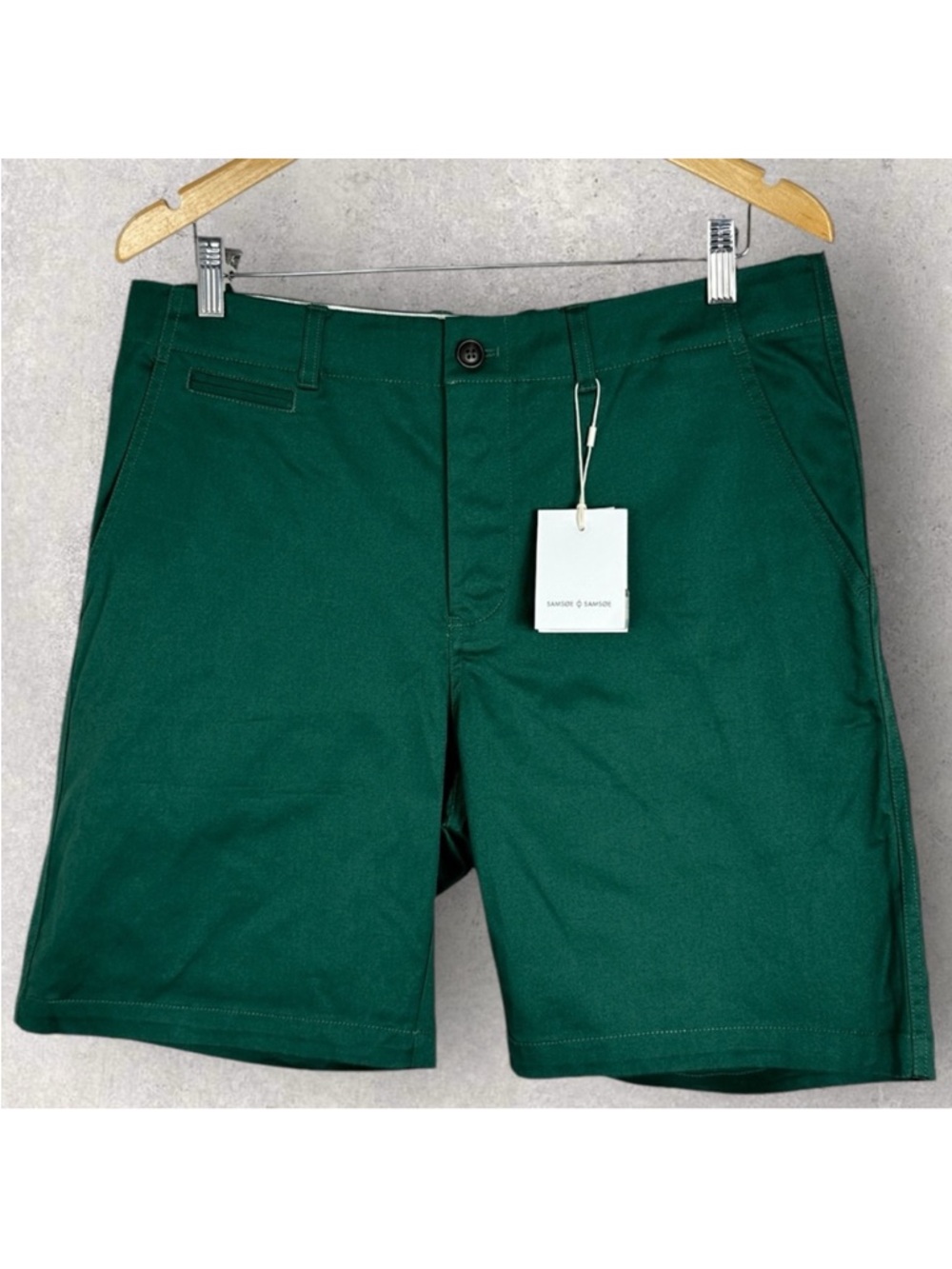 NWT Samsoe College Shorts Green Mens Size Large Minimalist Chino Denmark Short L